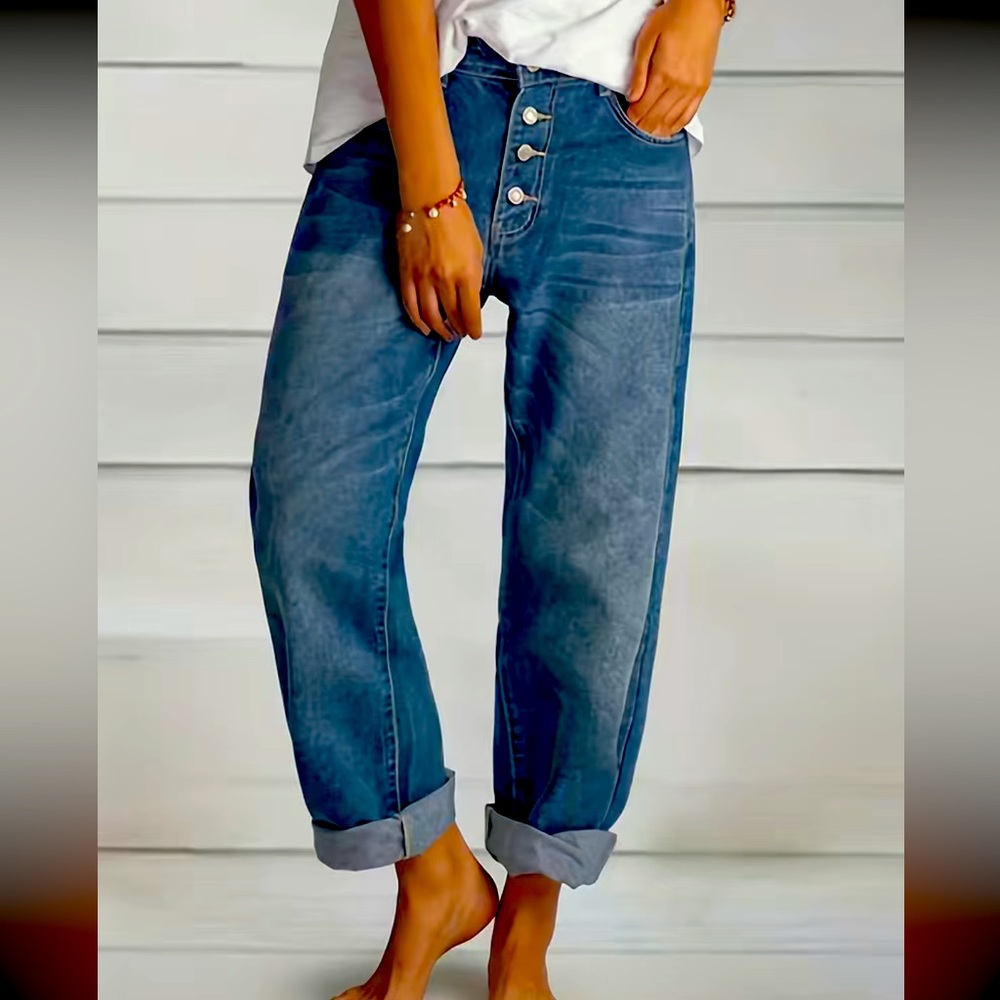 NWOT boyfriend jeans
